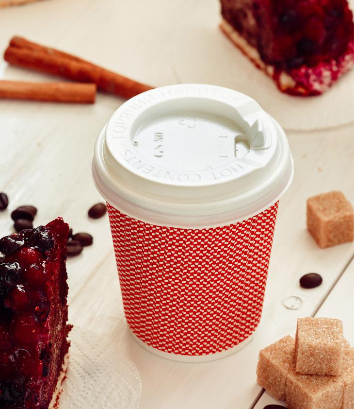 Three-layer corrugated cup red